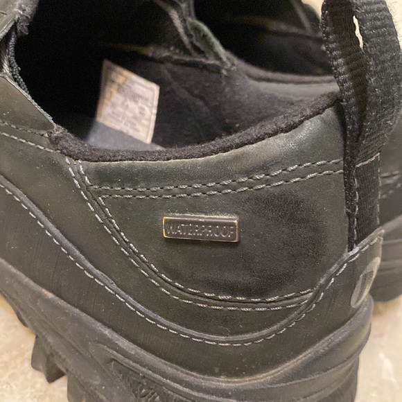 Merrell Black Performance Slip-Ons - Picture 5 of 7